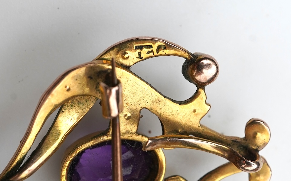 A small group of assorted collectables and jewellery including a Dunhill lighter, 64mm, a George V silver and enamel small compact, silver thimble, two Victorian garnet set brooches, an Edwardian 9ct, amethyst and seed p
